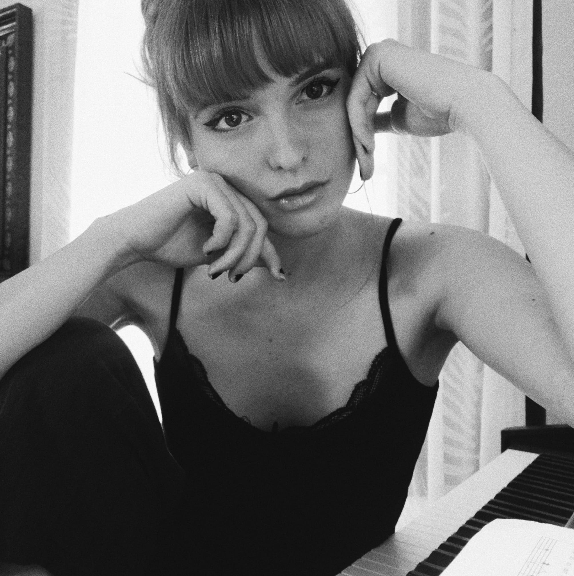 Paula Zaire