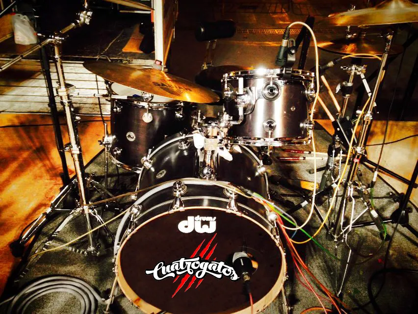 Jorge Gens bateria Cuatrogatos, pop rock indie